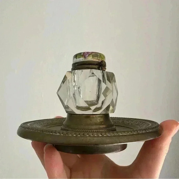 Rare Signed Antique Angelica Kauffman Inkwell Glass Jar on Brass Tray - Picture 11 of 13